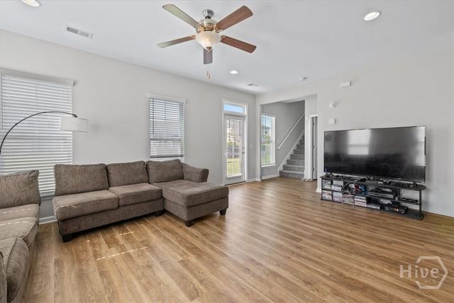 8 Chimney Court, Port Wentworth, GA 31407