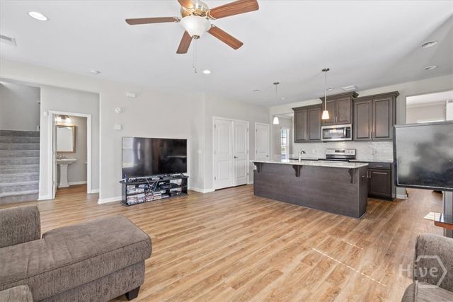 8 Chimney Court, Port Wentworth, GA 31407