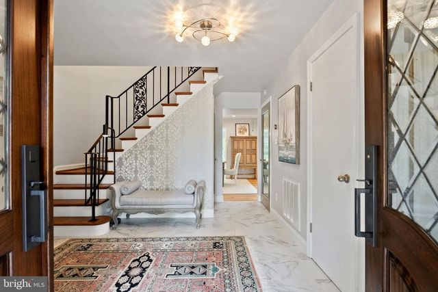3431 GREENTREE DR, Falls Church, VA 22041