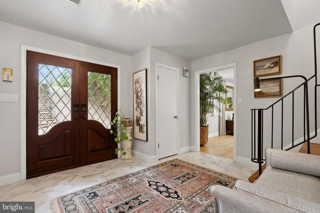 3431 GREENTREE DR, Falls Church, VA 22041