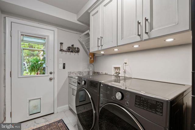 3431 GREENTREE DR, Falls Church, VA 22041