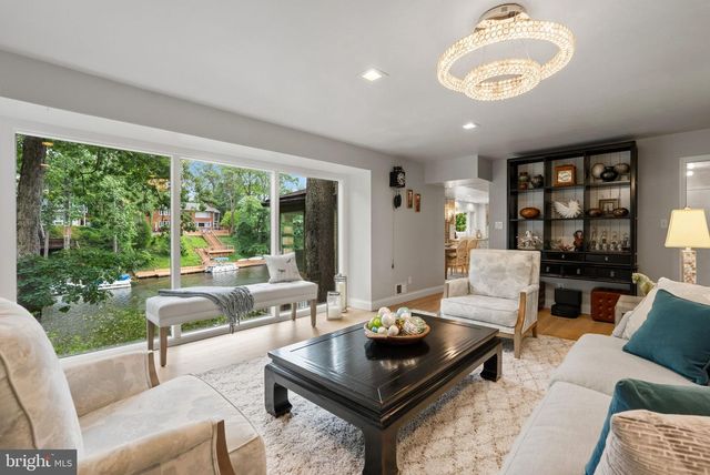 3431 GREENTREE DR, Falls Church, VA 22041
