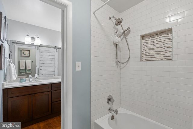3431 GREENTREE DR, Falls Church, VA 22041