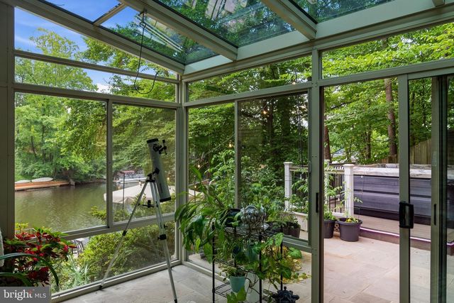 3431 GREENTREE DR, Falls Church, VA 22041