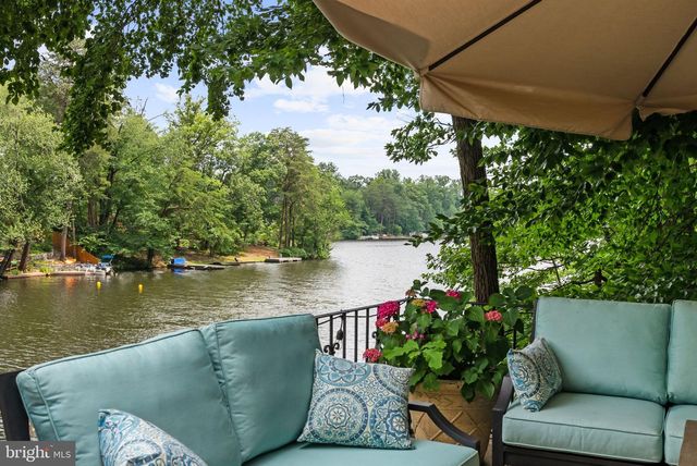 3431 GREENTREE DR, Falls Church, VA 22041