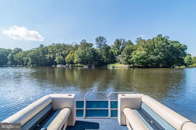 3431 GREENTREE DR, Falls Church, VA 22041