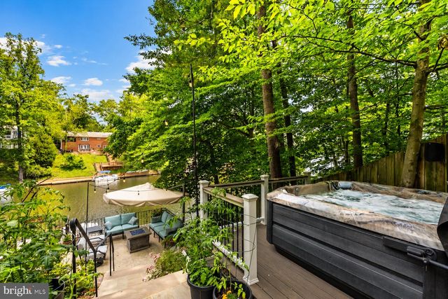 3431 GREENTREE DR, Falls Church, VA 22041