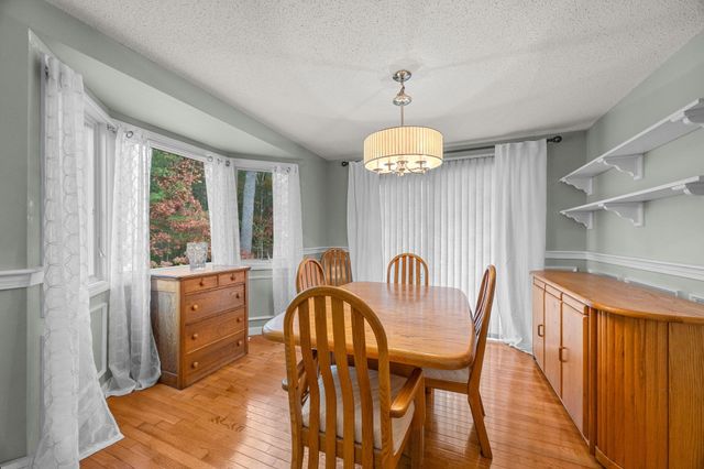 12 Beachwood Road, Bourne, MA 02532