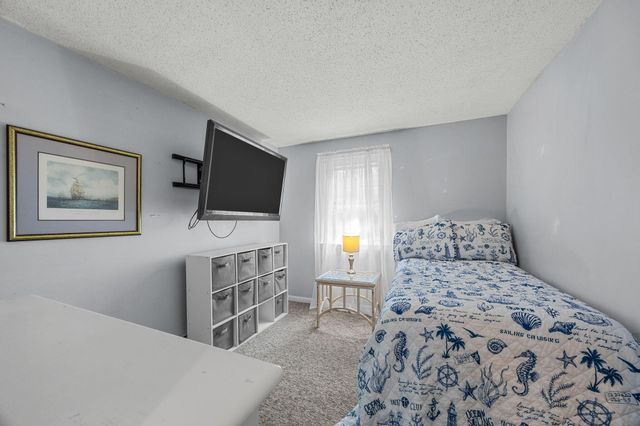 12 Beachwood Road, Bourne, MA 02532