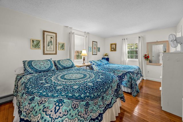 12 Beachwood Road, Bourne, MA 02532