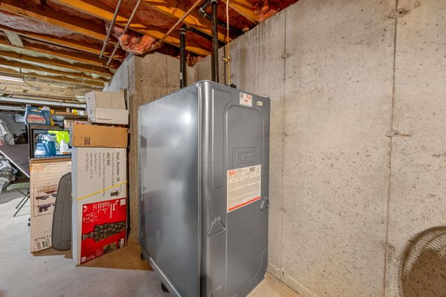 12 Beachwood Road, Bourne, MA 02532