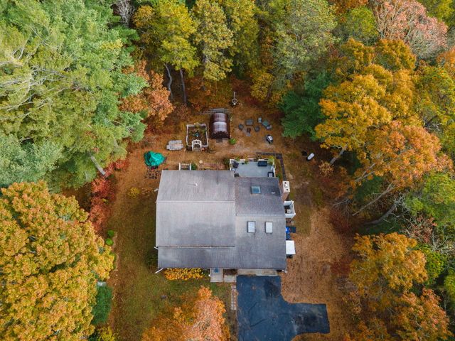 12 Beachwood Road, Bourne, MA 02532
