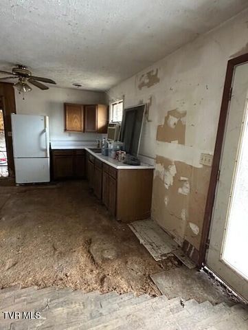 324 Ocoonita Road, Jonesville, VA 24263