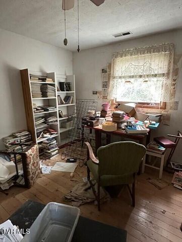 324 Ocoonita Road, Jonesville, VA 24263