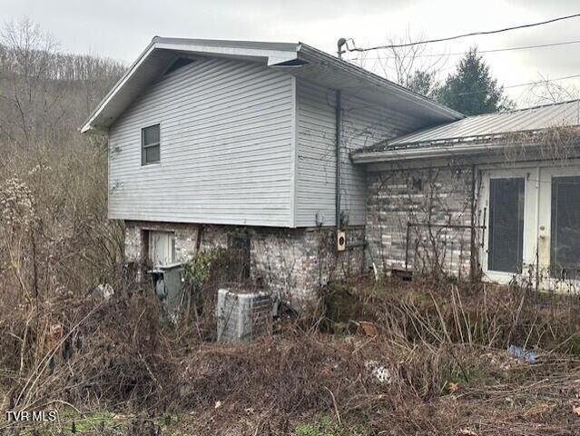 324 Ocoonita Road, Jonesville, VA 24263