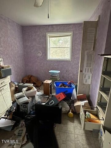 324 Ocoonita Road, Jonesville, VA 24263