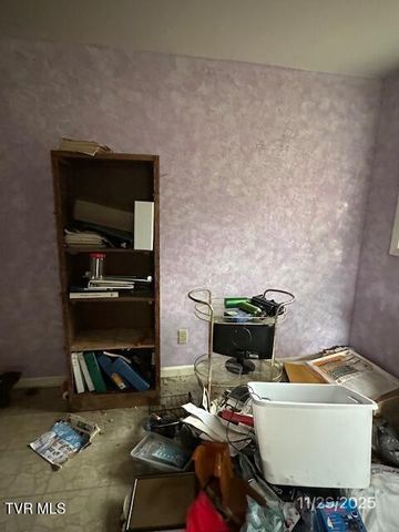 324 Ocoonita Road, Jonesville, VA 24263