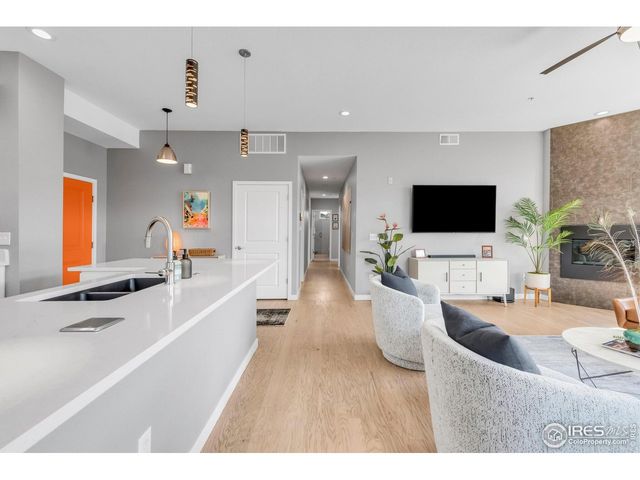 1820 Mary Ln B-16, Boulder, CO 80304