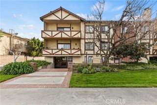 17500 Sherman Way 102, Van Nuys (los Angeles), CA 91406