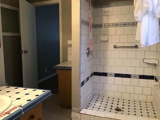 23822 Wellington Avenue, Warren, MI 48089