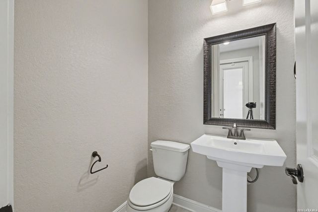 269 big bend, Castroville, TX 78009