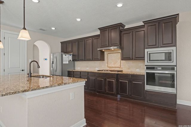 269 big bend, Castroville, TX 78009