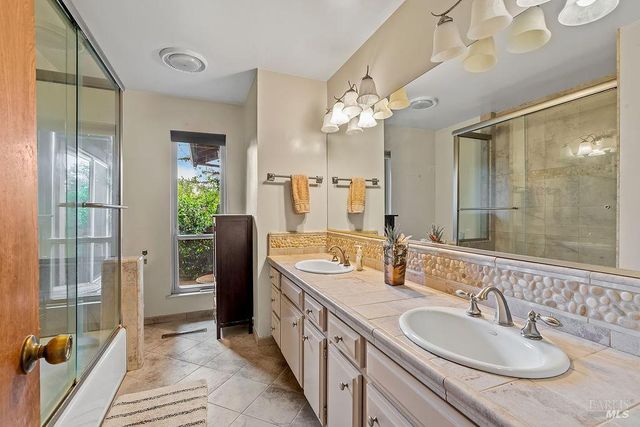 2425 Rancho Cabeza Dr, Santa Rosa, CA 95404