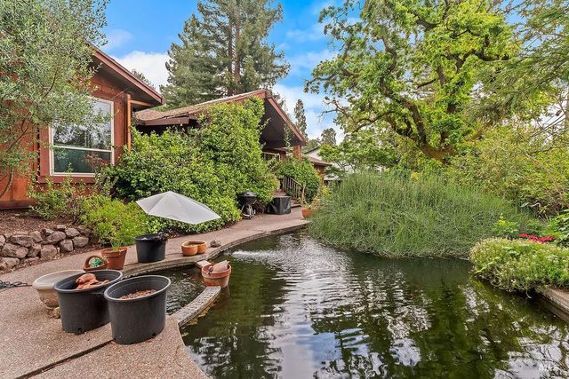 2425 Rancho Cabeza Dr, Santa Rosa, CA 95404