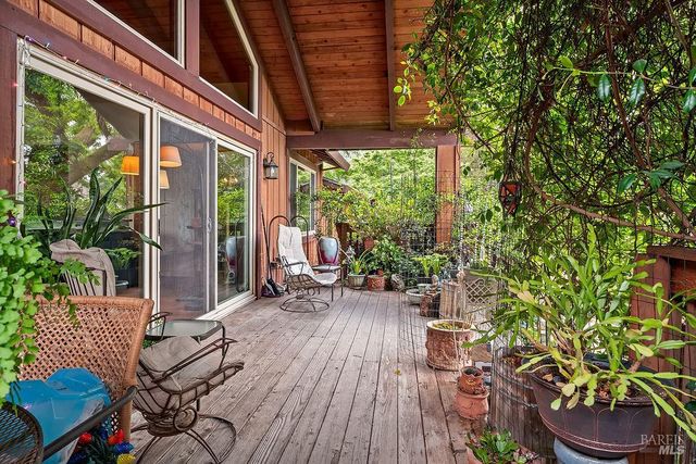 2425 Rancho Cabeza Dr, Santa Rosa, CA 95404