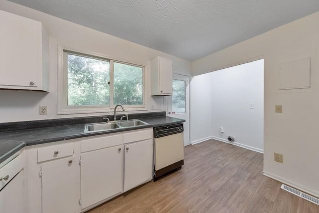 875 Pastel Drive SW, Marietta, GA 30008