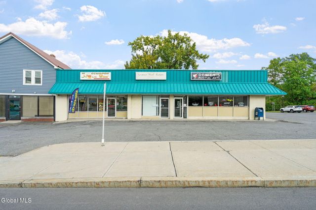 175-179 Columbia Turnpike, East Greenbush, NY 12144