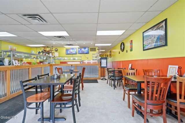 175-179 Columbia Turnpike, East Greenbush, NY 12144