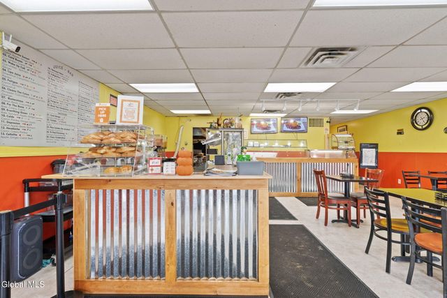 175-179 Columbia Turnpike, East Greenbush, NY 12144