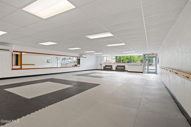 175-179 Columbia Turnpike, East Greenbush, NY 12144