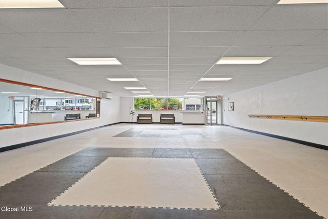 175-179 Columbia Turnpike, East Greenbush, NY 12144