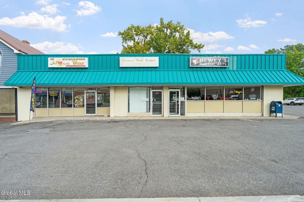 175-179 Columbia Turnpike, East Greenbush, NY 12144