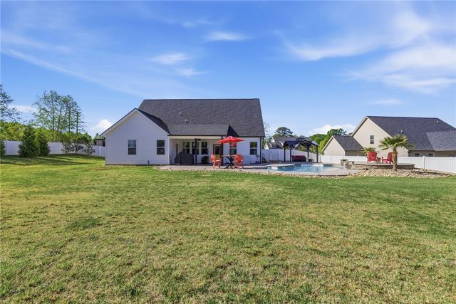 404 Josie Way, Boiling Springs, SC 29316
