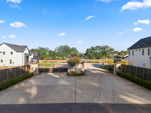 8714 Scrub Oak View Drive, Tomball, TX 77375