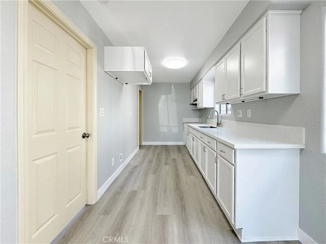 6927 Estrella Avenue, Los Angeles, CA 90044