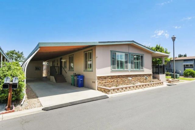9255 N Magnolia Ave 138, Santee, CA 92071