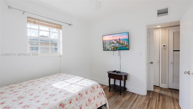1300 NE 204th Street, Miami, FL 33179