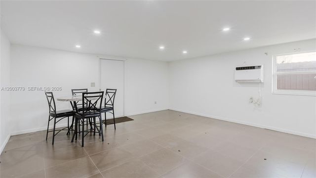 1300 NE 204th Street, Miami, FL 33179