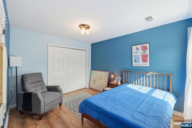 4 Mulberry Lane, Hamburg, NJ 07419