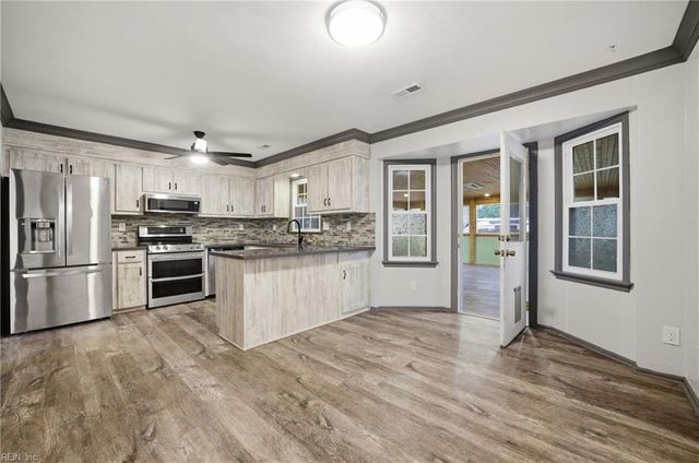 540 Akron AVE, Chesapeake, VA 23322