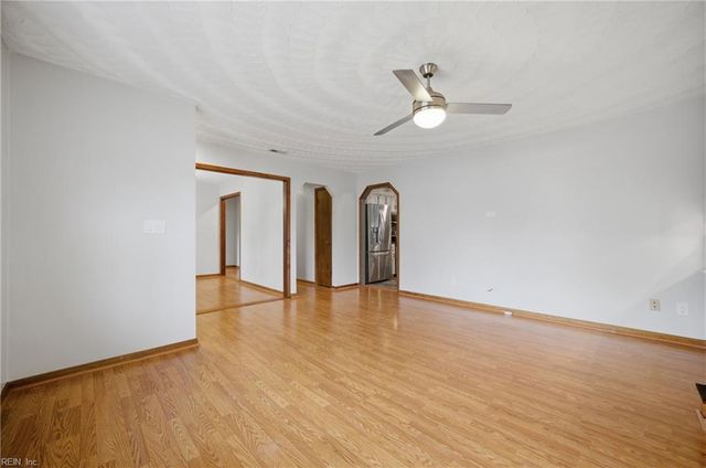 540 Akron AVE, Chesapeake, VA 23322