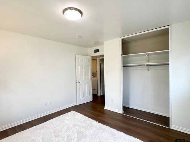 2412 Devine St, Tyler, TX 75701