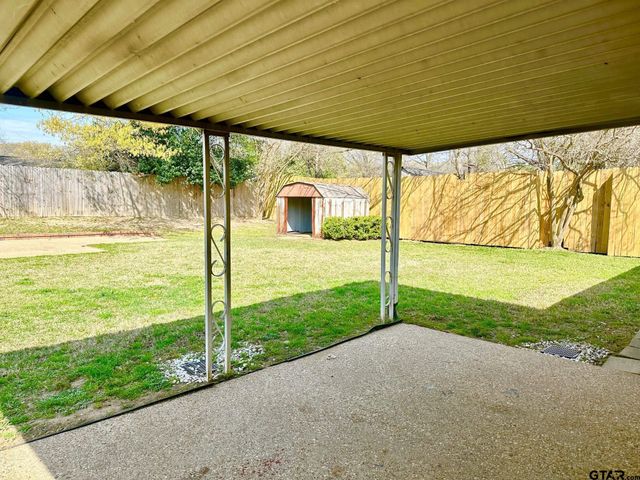 2412 Devine St, Tyler, TX 75701