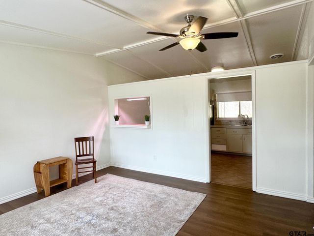 2412 Devine St, Tyler, TX 75701