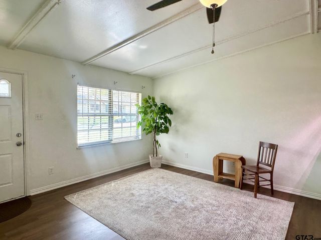 2412 Devine St, Tyler, TX 75701