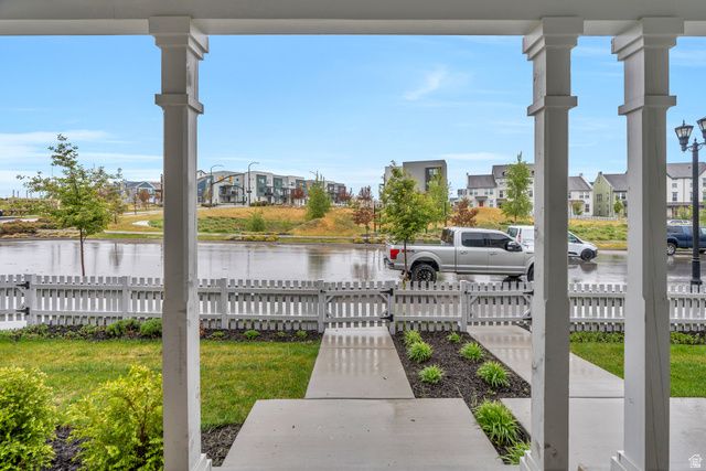 6221 W SOUTH JORDAN PKWY, South Jordan, UT 84009